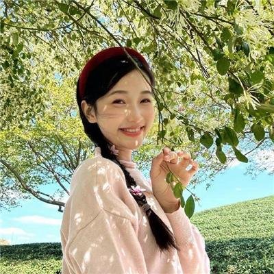 九尾藏不住